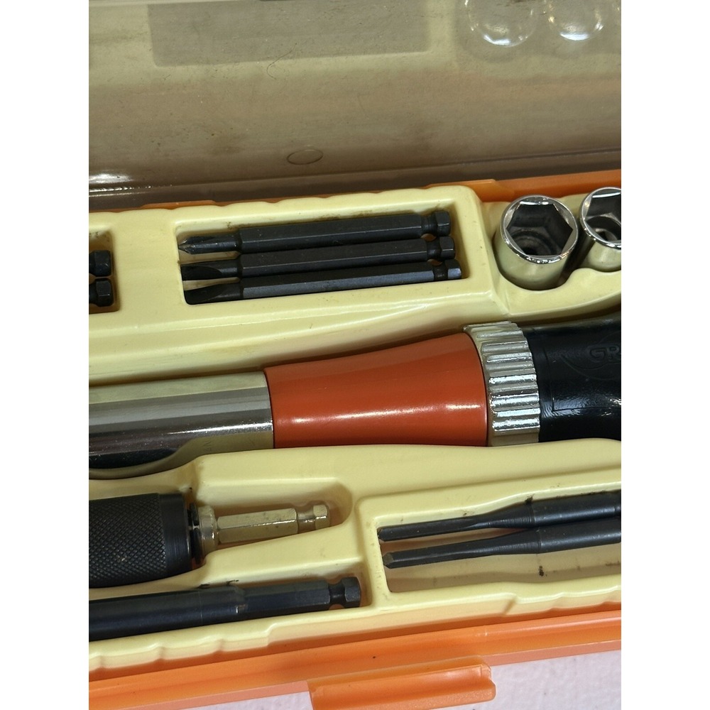 Vintage Tool Kit Screwdriver Rachet Socket Set (missing Few Pieces) - Picture 4 of 11